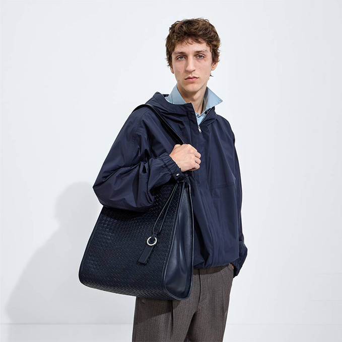 bottega veneta corriere woven tote bag #867484